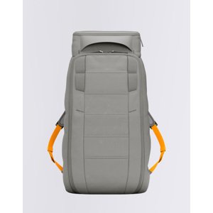 Batoh Db Hugger Backpack 30L Sand Grey 30 l
